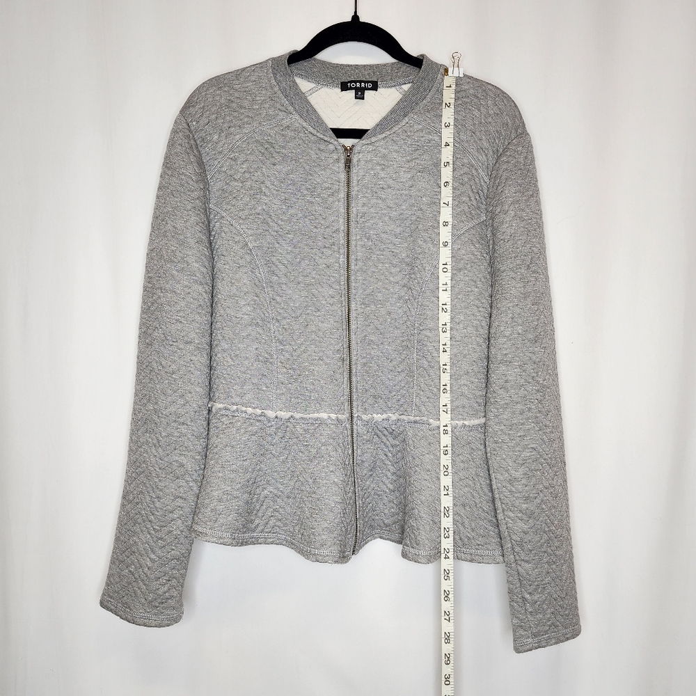 Torrid Peplum Grey Fleece Full Zipper Longsleeve Women's Size 2 (2x-20) - Picture 6 of 12